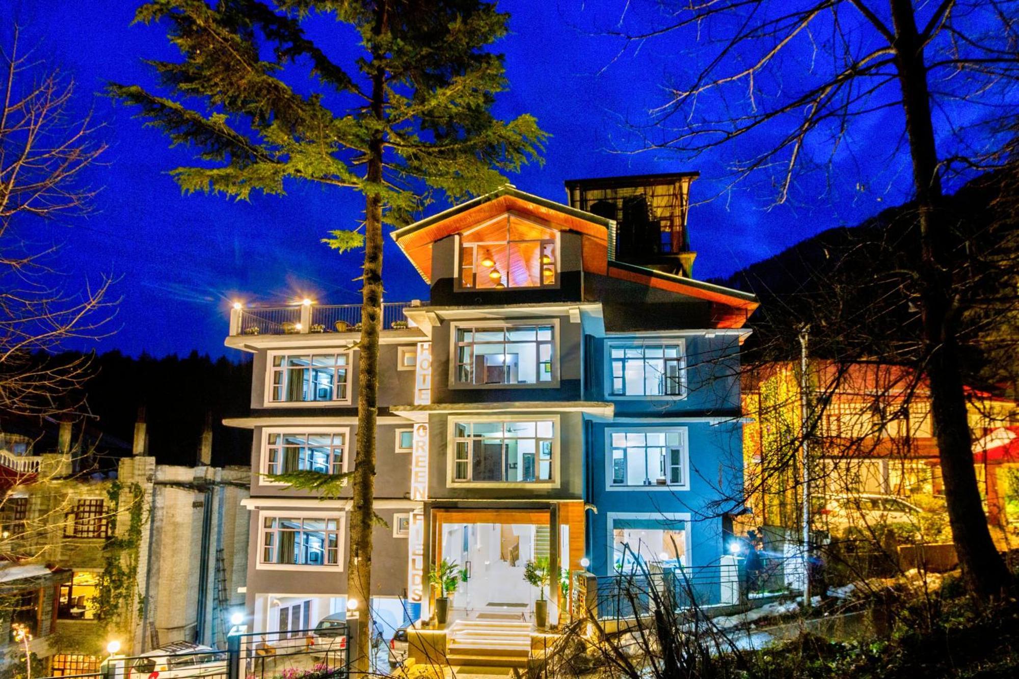 โฮเต็ล กรีนฟิลด์ส Hotel มะนาลี ภายนอก รูปภาพ